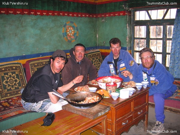 Everest 2004, photo 75