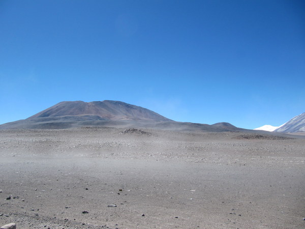 Ojos del Salado 2011 Denis Saveliev, photo 2