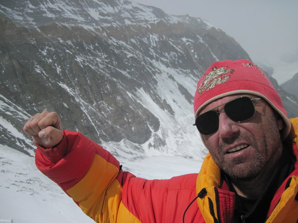Alex Abramov about an attempt to climb Mount Changtse / Everest 2012 ...